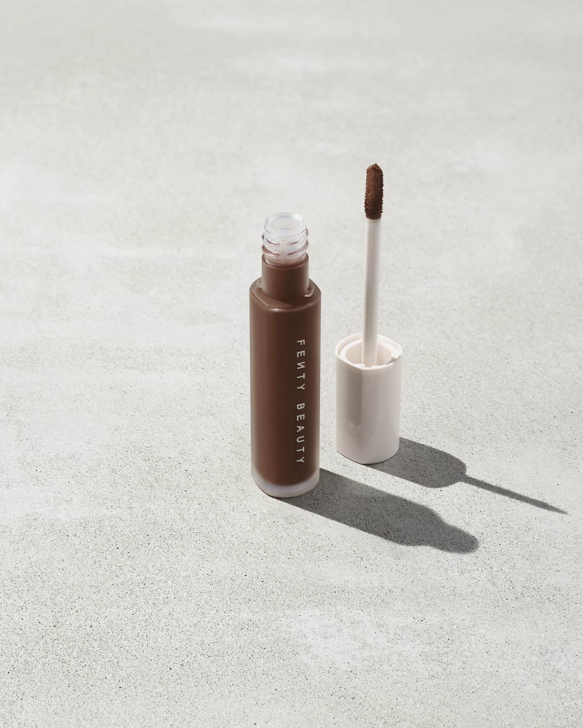 Pro Filt'r Instant Retouch Concealer shown in shade 498