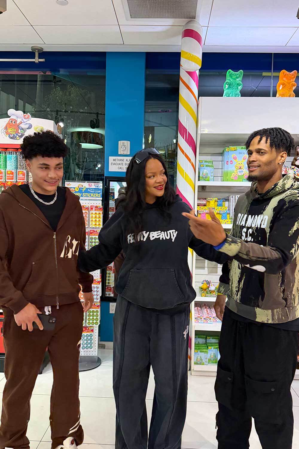 Fenty Beauty Oversized Unisex Hoodie — XL